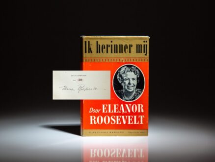 The Dutch limited edition of This I Remember [Ik Herinner Mij], signed by Eleanor Roosevelt.