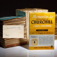 Signed copy of Memorias La Segunda Guerra Mundial [The Second World War], by Winston S. Churchill.